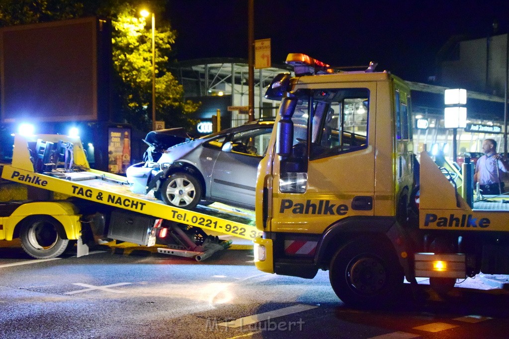 Schwerer VU Koeln Raderthal Bonnerstr Raderthalguertel P179.JPG - Miklos Laubert